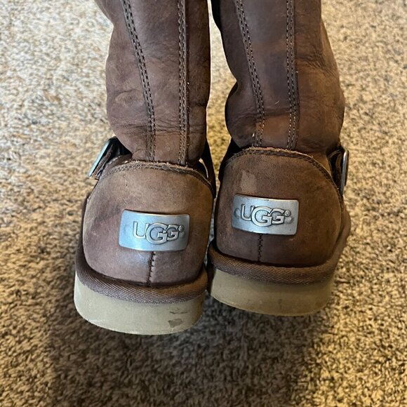 Ugg brown shearling lined Kensington winter boots - Picture 6 of 8